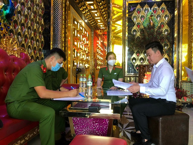 Bình Dương đình chỉ hoạt động hàng loạt quán karaoke vi phạm phòng cháy chữa cháy