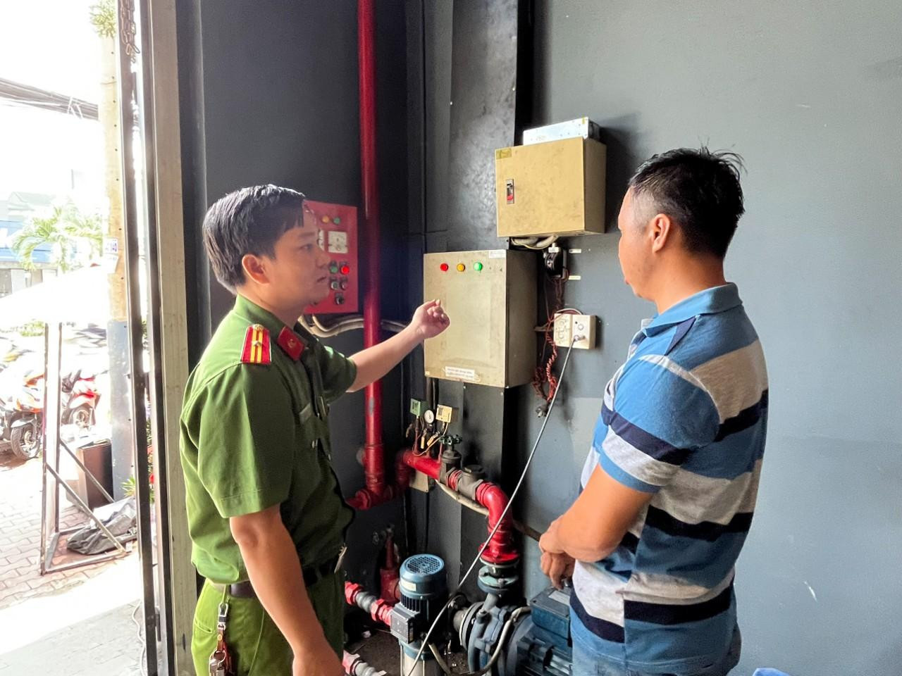 61 cơ sở kinh doanh karaoke, vũ trường ở TP.HCM bị đình chỉ, tạm đình chỉ hoạt động