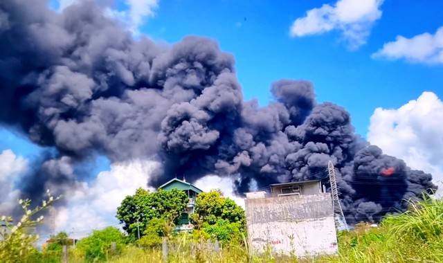 Hải Phòng Cháy kho hàng rộng hàng nghìn m2 trong Tổng kho An Hồng