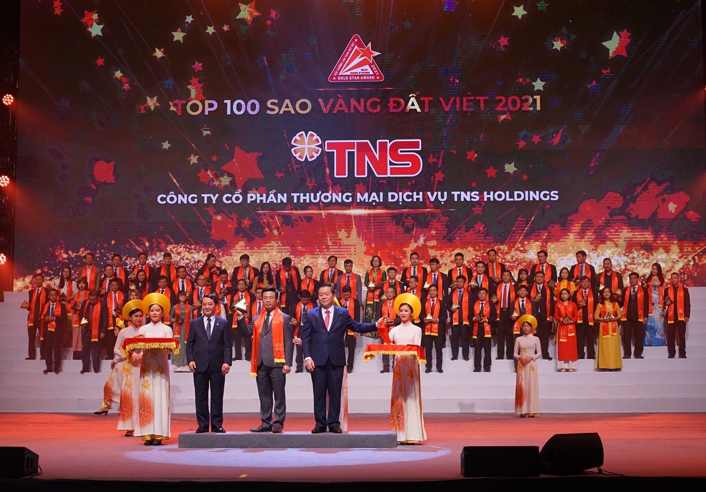 TNG Holdings Vietnam giành chiến thắng vang dội tại Lễ trao giải Sao Vàng Đất Việt 2021