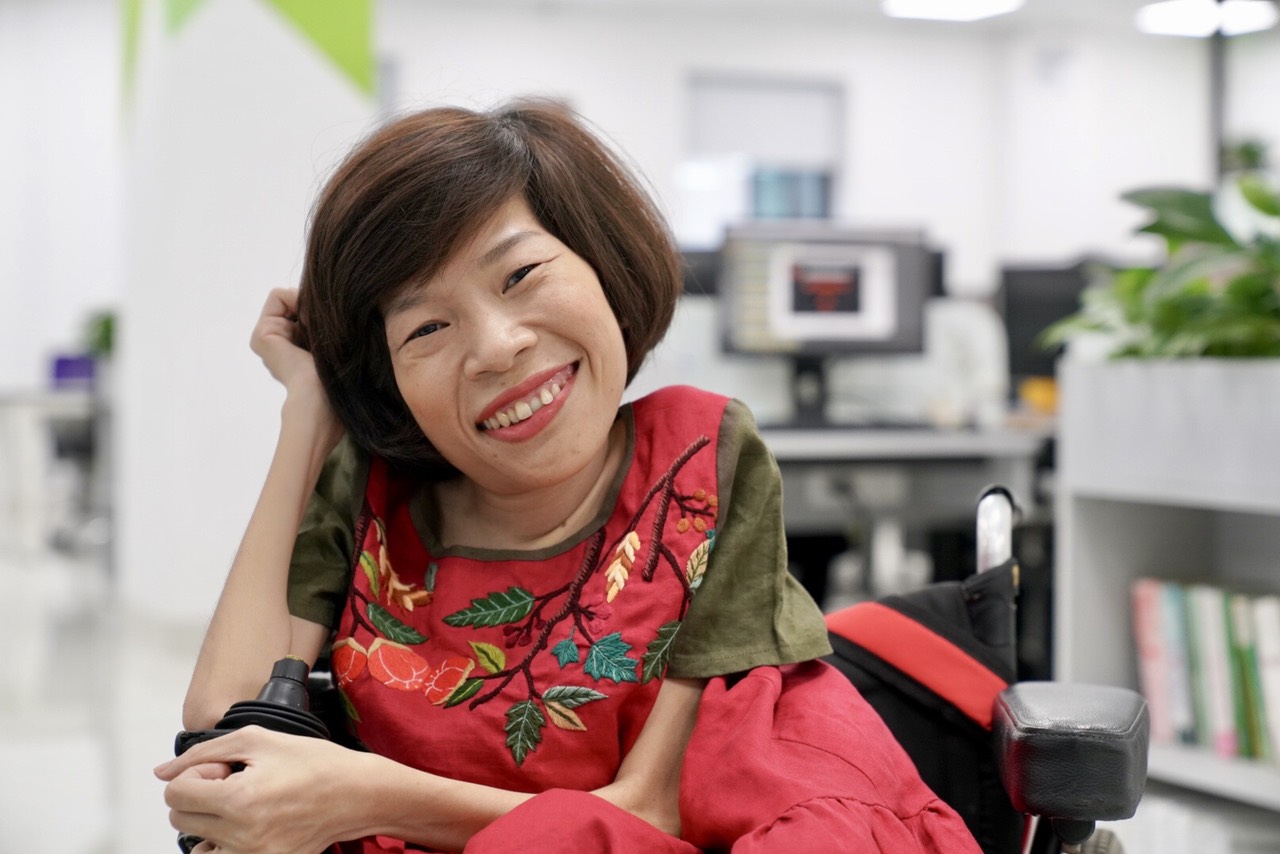 Nguyễn Thị Vân - từ cô gái teo cơ tủy sống đến nữ chủ tịch “truyền lửa” cho hàng ngàn người khuyết tật