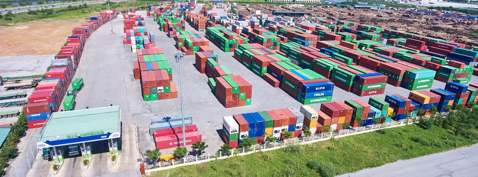 Container Việt Nam (Viconship) dự kiến mua lại 49% vốn điều lệ của Vinaship