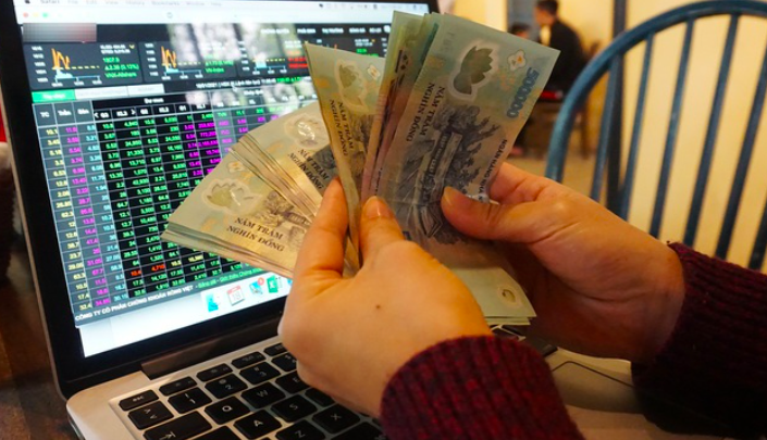 Chứng khoán tháng 10 Định giá thị trường hiện đang ở mức thấp có thể giúp dòng tiền chủ động giải ngân