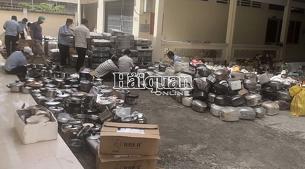 Đồng Tháp phát hiện, thu giữ lô hàng điện gia dụng nhập lậu