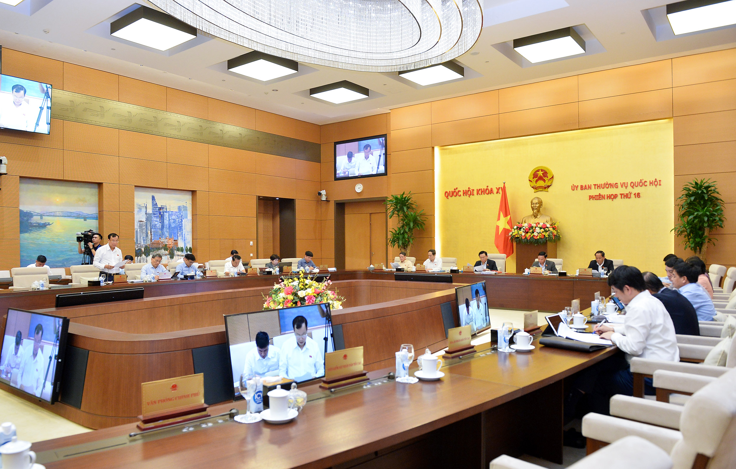 Thí điểm đấu giá biển số ô tô bằng hình thức trực tuyến, chưa đấu giá biển số xe máy