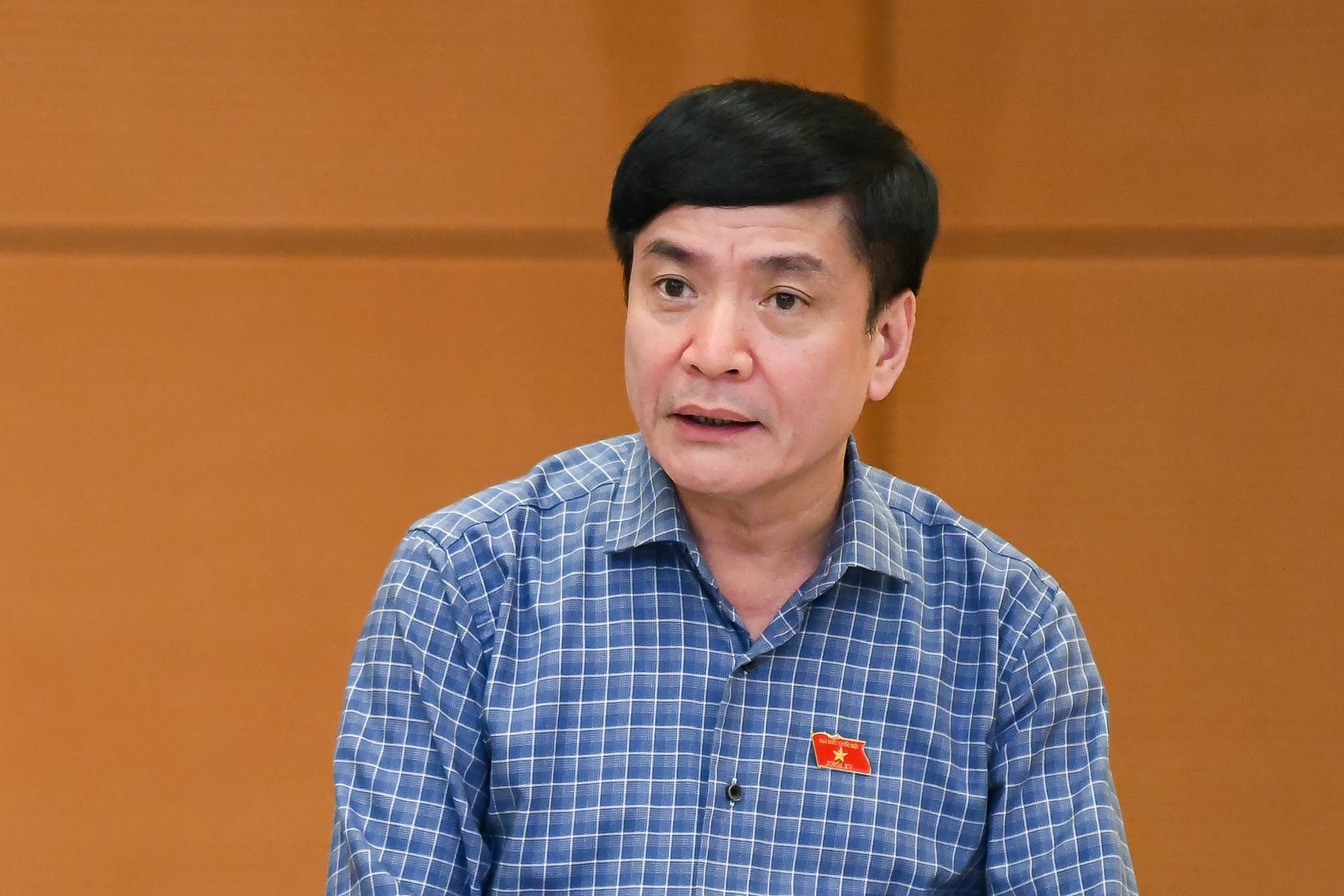 Đề nghị mở rộng thí điểm đấu giá biển số xe ô tô kinh doanh dịch vụ