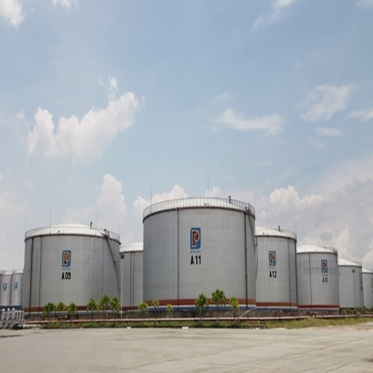 Bộ trưởng Bộ Công Thương sẽ trực tiếp kiểm tra dự trữ xăng dầu tại Tổng kho Nhà Bè