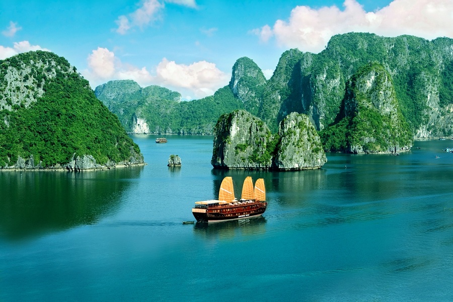Việt Nam tiếp tục là điểm đến du lịch có mức tăng trưởng cao nhất