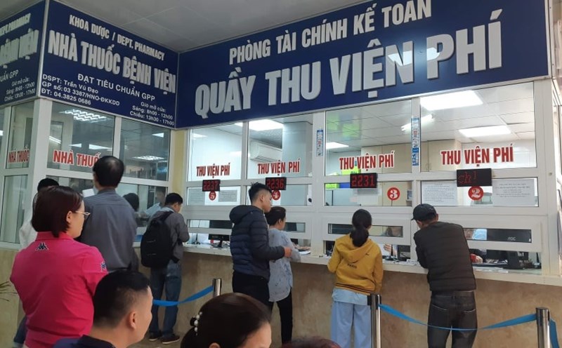 Giá dịch vụ khám, chữa bệnh có thể điều chỉnh vào cuối năm