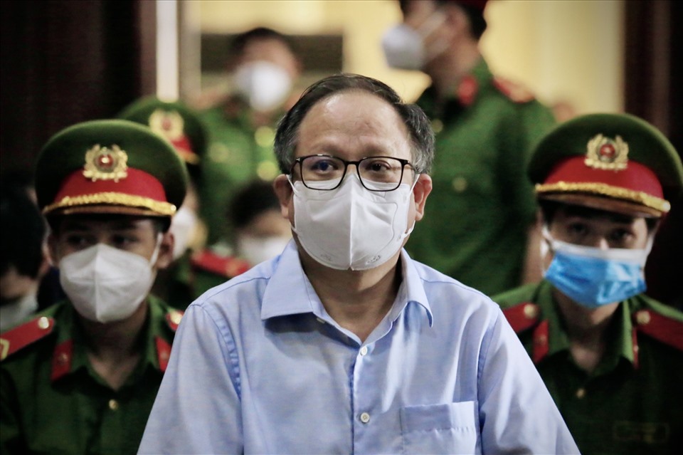 Bán rẻ 32ha đất công cho Công ty Quốc Cường Gia Lai Bị cáo Tất Thành Cang bị đề nghị 8-10 năm tù