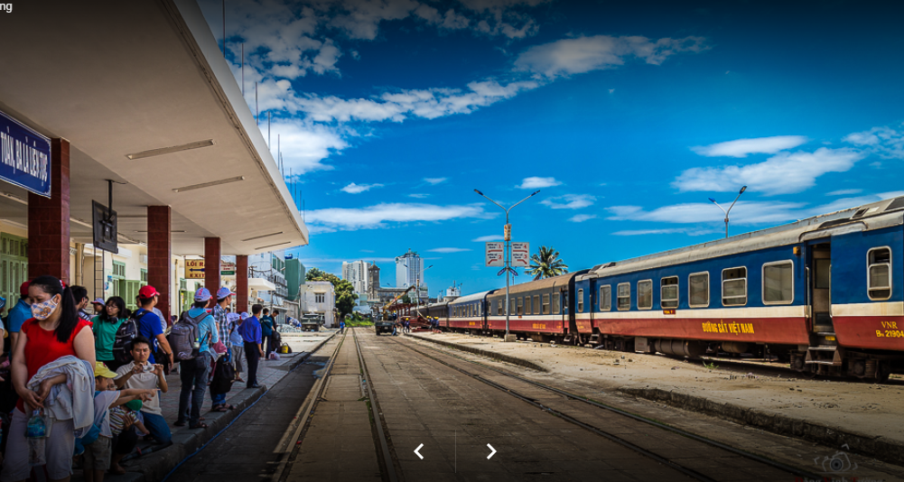 Tăng cường thêm 20 đoàn tàu phục vụ dịp cao điểm Tết Nguyên đán Quý Mão