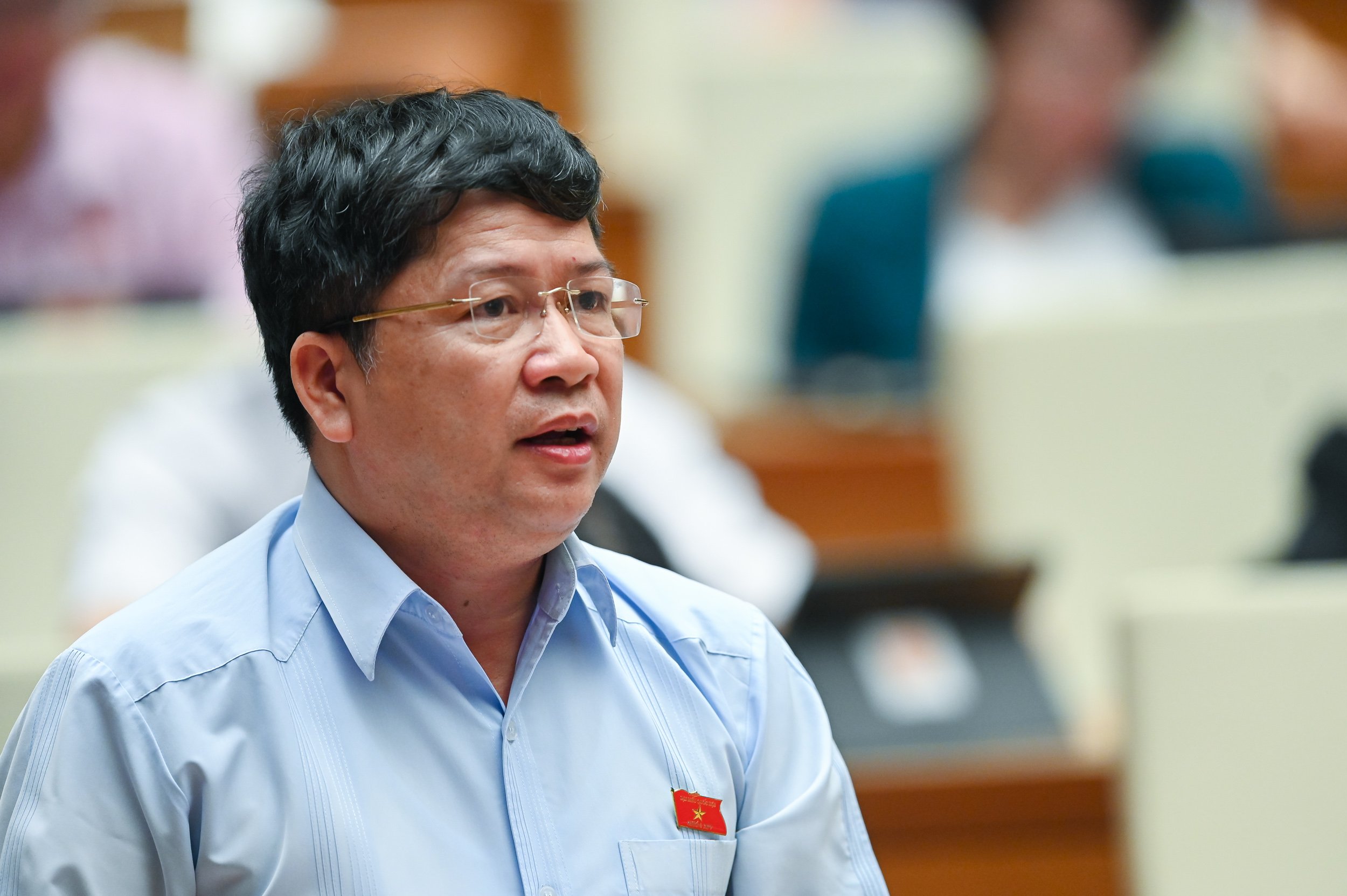 Luật Khám bệnh, chữa bệnh (sửa đổi) Đề nghị làm rõ mối quan hệ giữa cơ sở công lập và tư nhân