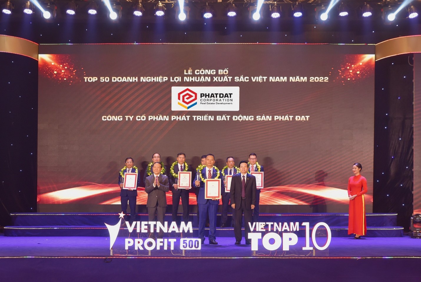 Phát Đạt vào Top 50 Doanh nghiệp lợi nhuận xuất sắc Việt Nam 2022