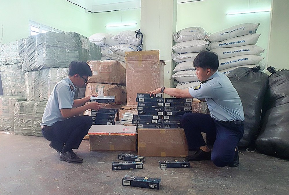 Phát hiện, xử lý 1.300 bao thuốc lá điếu nhập lậu tại Phú Yên