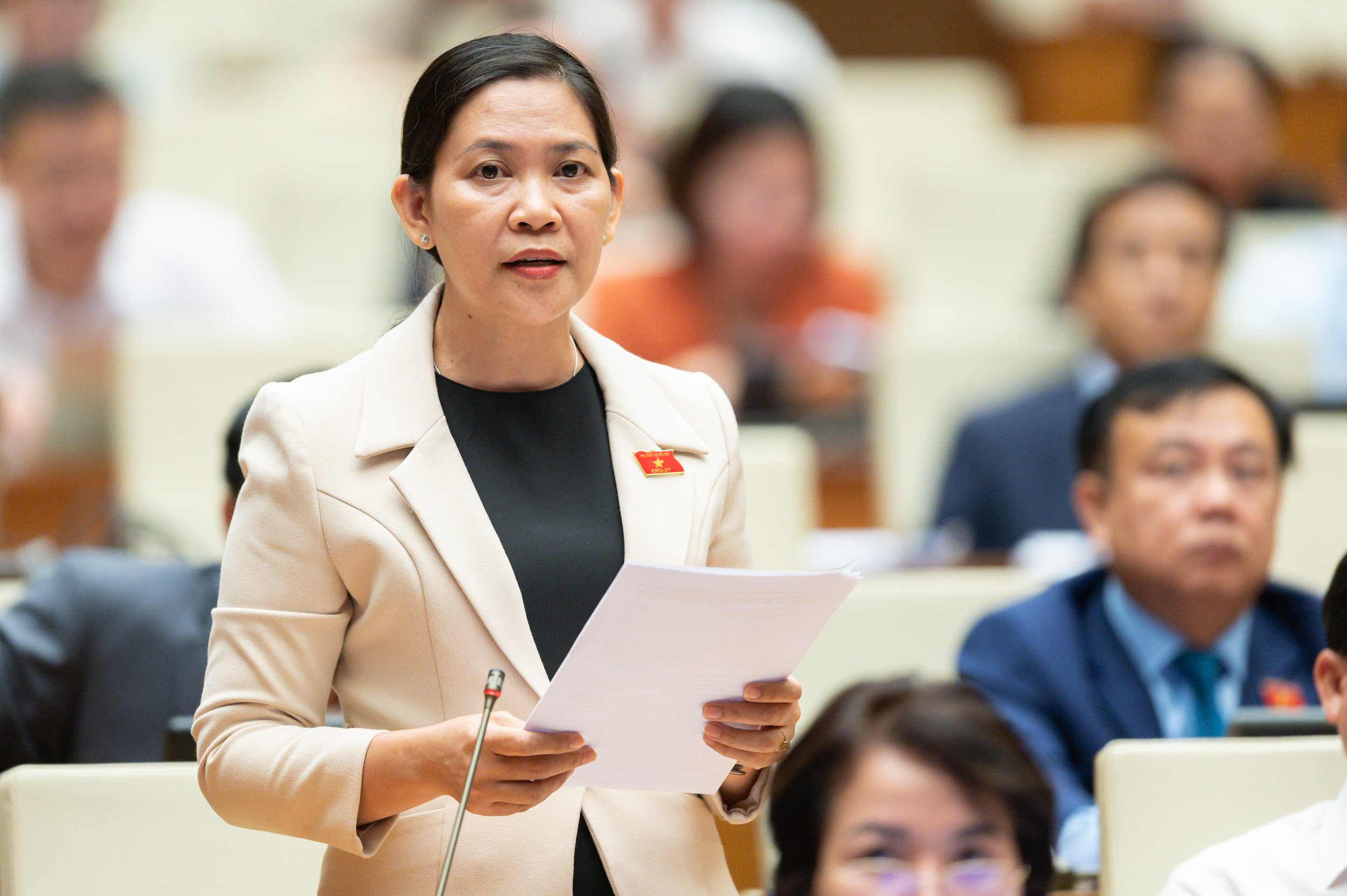 Đại biểu Quốc hội kiến nghị rà soát lại quy trình quản lý xăng dầu