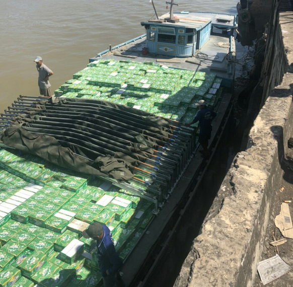 Bắt giam nữ Giám đốc Công ty Toàn Cầu vì buôn lậu số lượng lớn nước giải khát