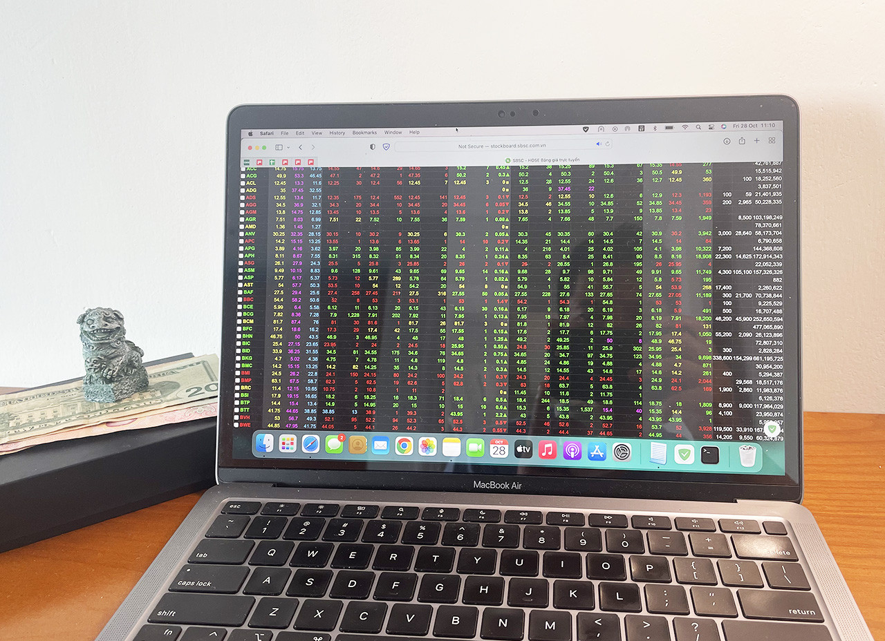 Điểm danh loạt lãnh đạo doanh nghiệp bị bán giải chấp cổ phiếu