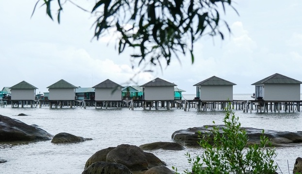 Cưỡng chế tháo dỡ 8 bungalow xây dựng trái phép ở Khu bảo tồn biển Phú Quốc