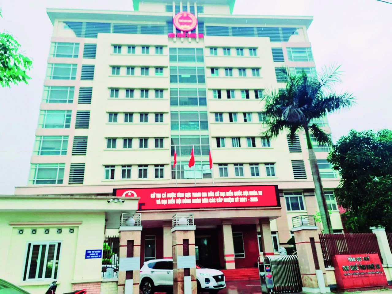 Nghệ An tạm hoãn xuất cảnh với loạt giám đốc doanh nghiệp chây ỳ nợ thuế