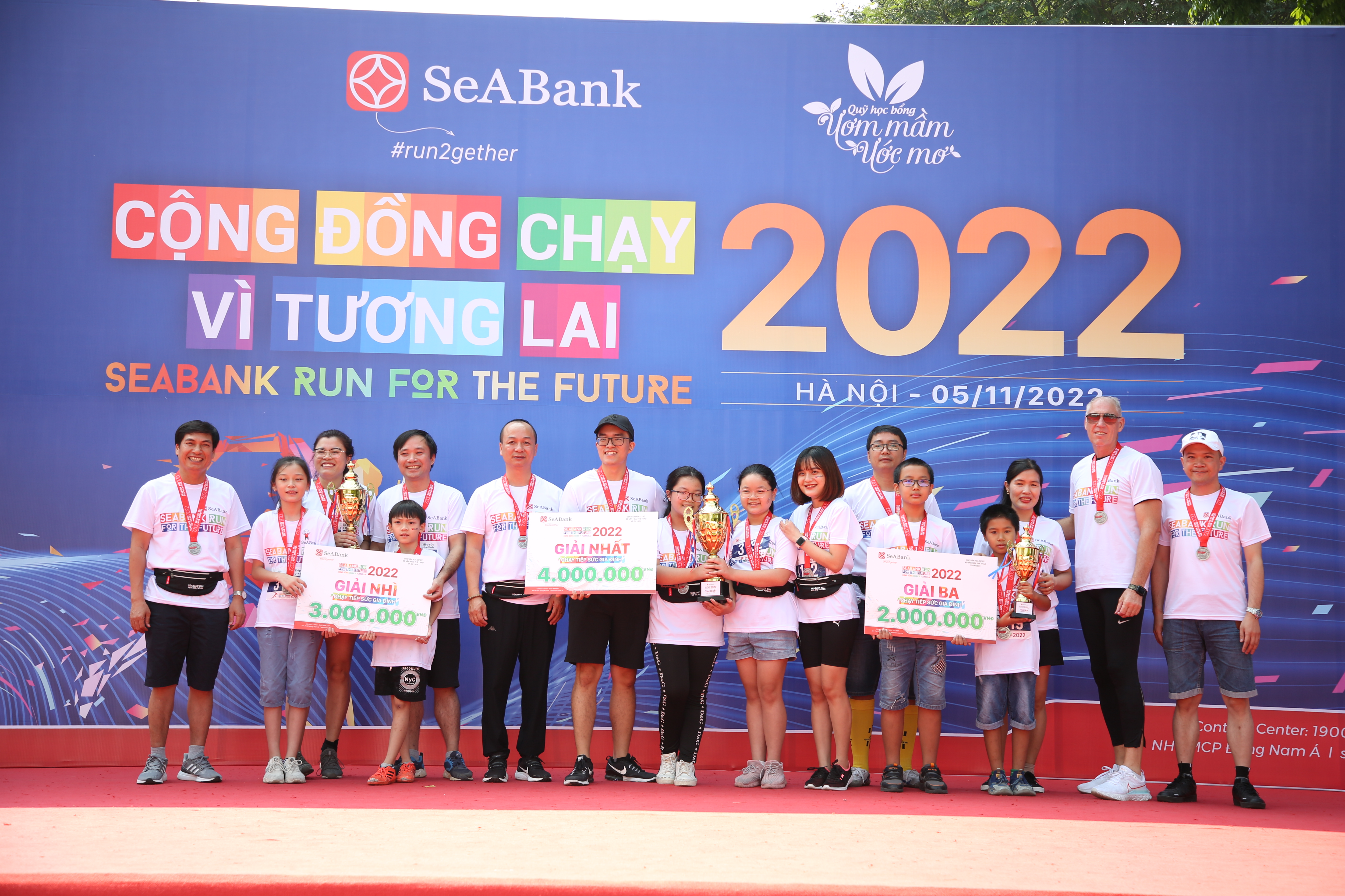 Chuỗi giải chạy cộng đồng “SeABank Run for The Future - Cộng đồng chạy vì tương lai 2022” thu hút hơn 5.200 người tham gia