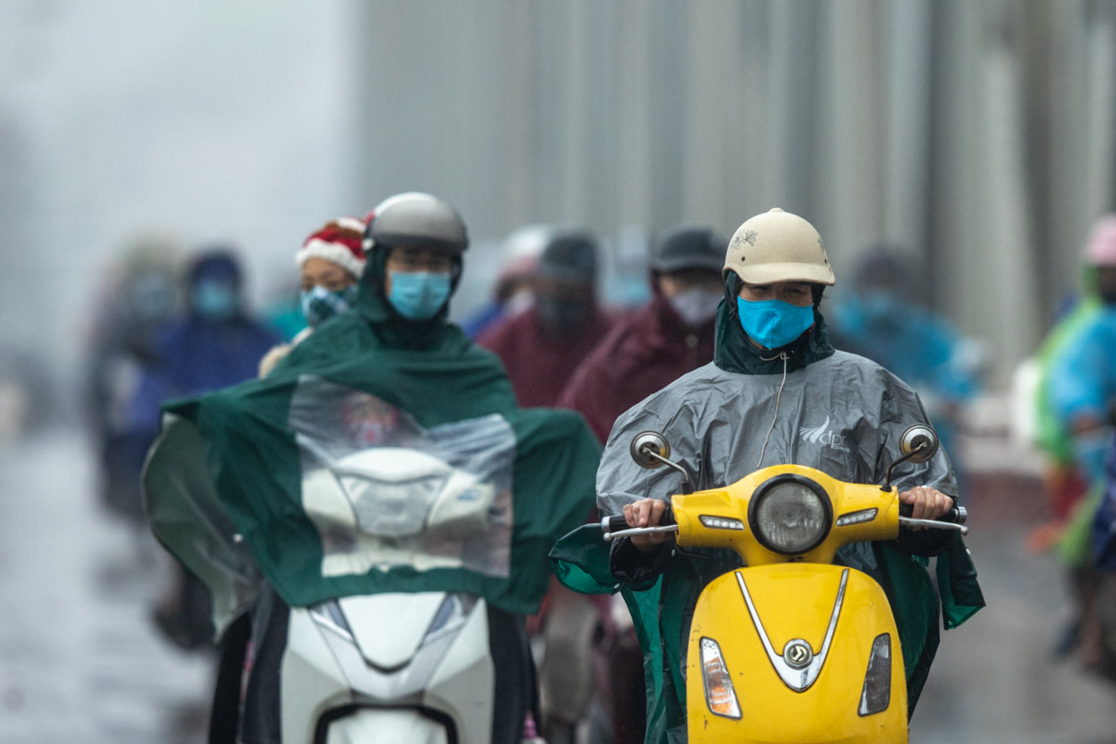 Thời tiết hôm nay 1611 Miền Bắc chuyển mưa dông, vùng núi trời rét dưới 20 độ