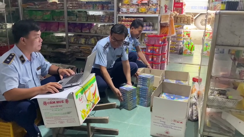 Phát hiện, tiêu hủy 200 hộp nhang muỗi giả mạo nhãn hiệu Ranger Scout tại Tiền Giang