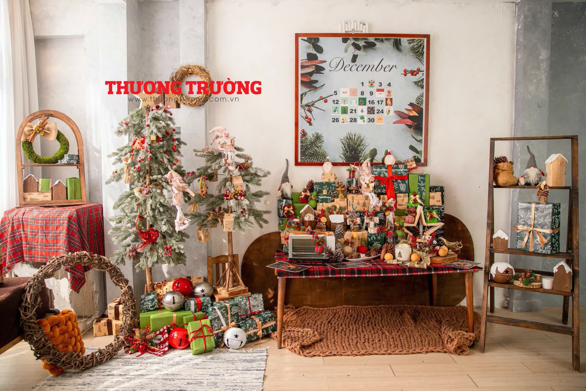 Thị trường đồ Giáng sinh nhộn nhịp vào mùa