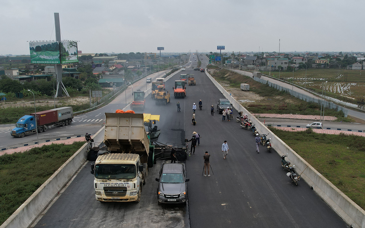 Gấp rút khởi công 25 gói thầu cao tốc Bắc - Nam giai đoạn 2 trước Tết Nguyên đán