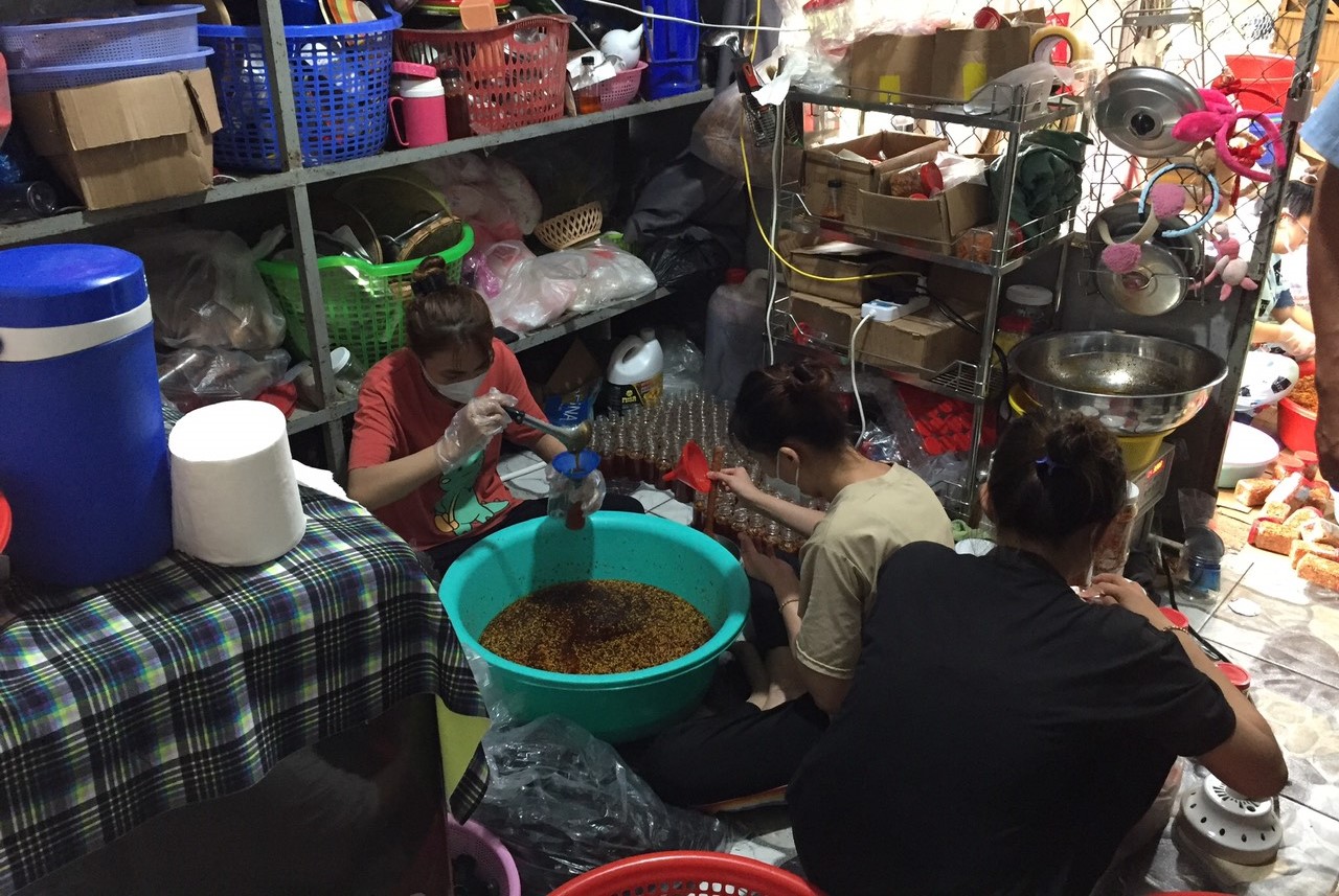 Kinh doanh thực phẩm trái phép một cơ sở bị xử phạt gần 38 triệu đồng