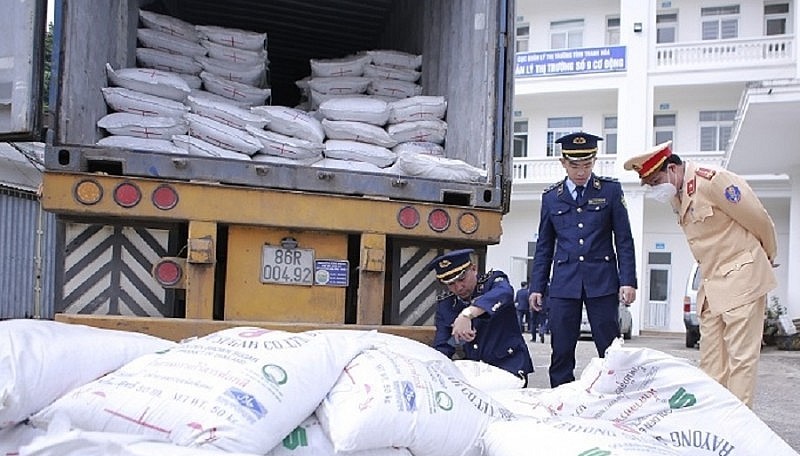 Bắt giữ 35 tấn đường nhập lậu tại Thanh Hóa