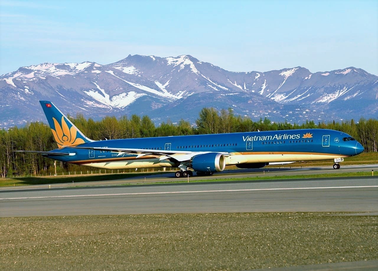 Vietnam Airlines mở lại chuyến bay thường lệ tới Trung Quốc sau gần 3 năm gián đoạn