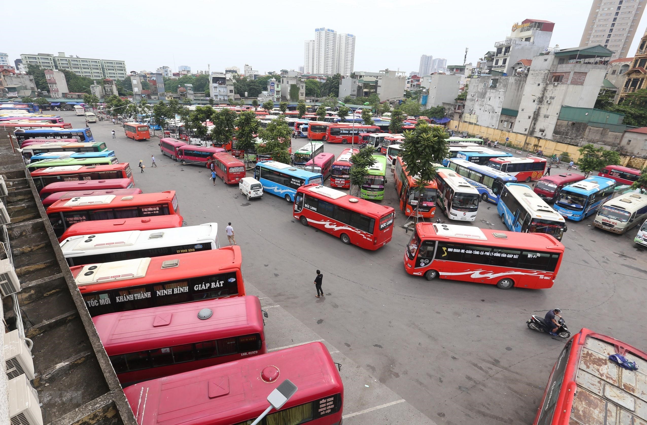 Hà Nội chuẩn bị 2.500 lượt xe phục vụ người dân đi lại dịp Tết