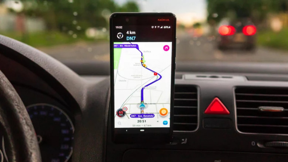 Google lên kế hoạch hợp nhất Waze và Google Maps
