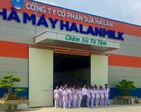 Công ty Sữa Hà Lan bị khởi tố vì sữa ‘rởm’ Bài 1 Ông chủ Công ty Sữa Hà Lan là ai