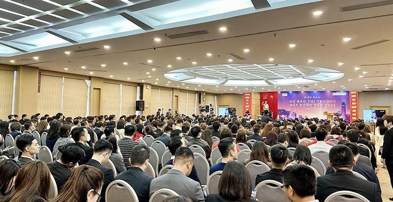 VnREA Thị trường bất động sản sẽ thoát khỏi tình trạng suy thoái vào quý I2023