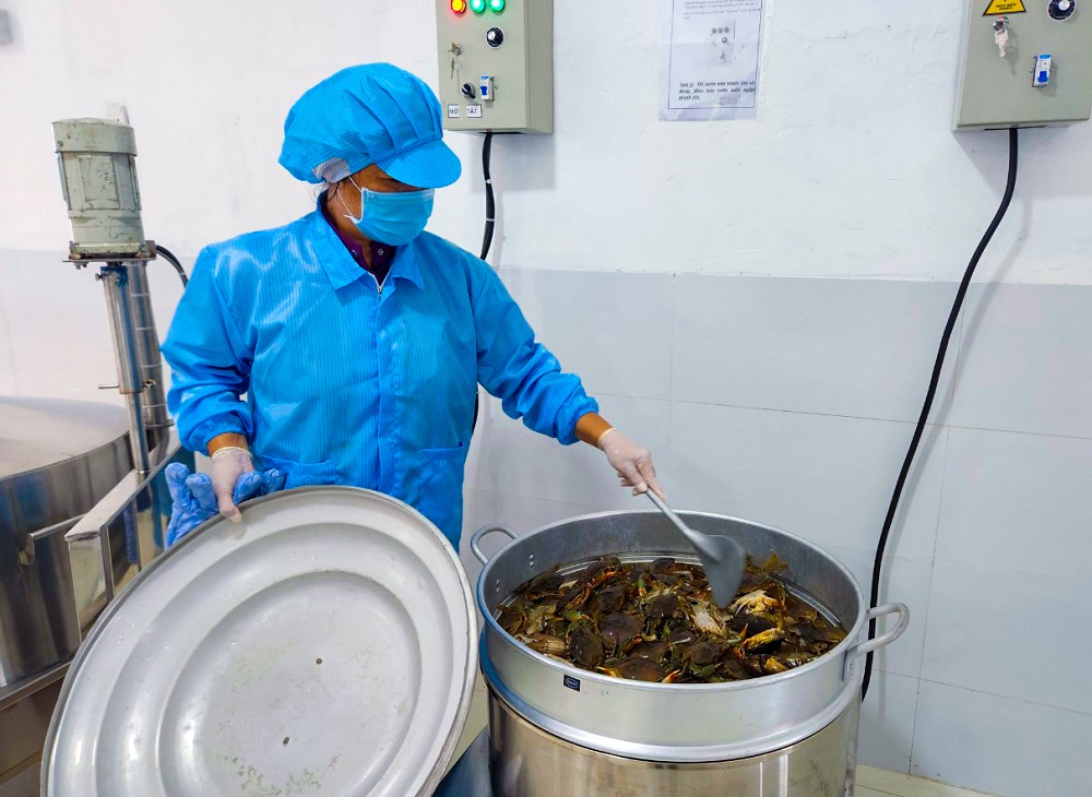 Thịt cua Năm Căn sinh thái đạt chứng nhận OCOP