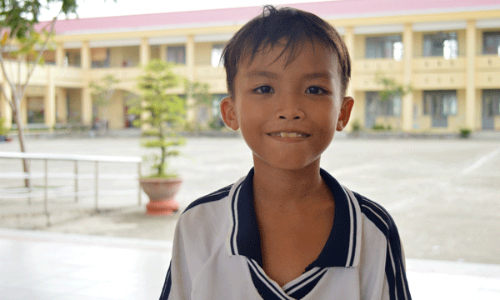 Cảnh đời 4 chị em nghèo không cha mẹ