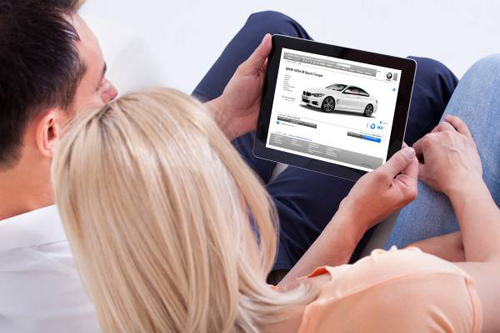 Khách online dành cả tháng tìm thông tin để mua món hàng