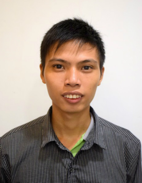 tre-hoa-khuon-mat-cho-chang-trai-gia-hon-tuoi-vi-ho-hai-ham-xin-bai-edit-1