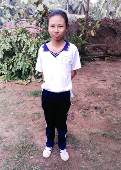 y-chi-cua-co-be-ngheo-co-nguoi-me-benh-tat