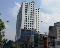 Chính phủ yêu cầu Hà Nội kiên quyết hơn với việc “cắt ngọn” nhà 8B Lê Trực