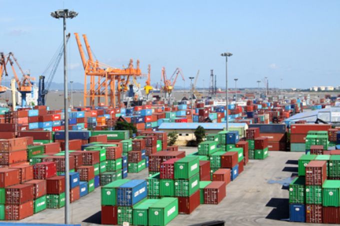 Việt Nam xuất siêu gần 3,72 tỷ USD