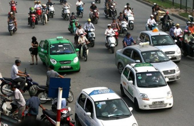 Hà Nội Kiến nghị cấm taxi trên nhiều tuyến phố dịp cuối năm