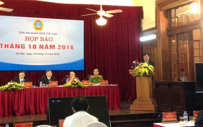 Họp báo tại Tòa án Nhân dân Tối cao.