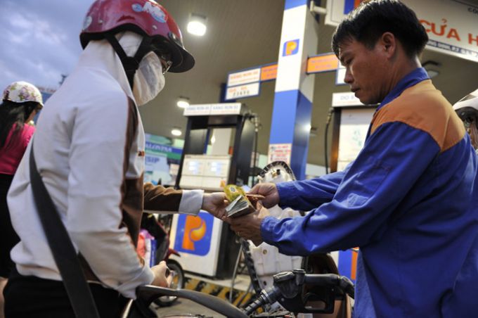 Giá xăng đã tăng trở lại