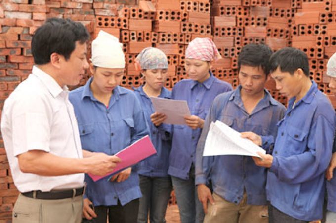 Các quy định mới nổi bật về tiền lương, lao động và bảo hiểm xã hội