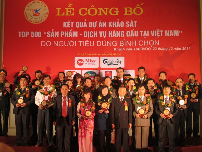 Vinh Quang Group được người tiêu dùng tin tưởng, bình chọn.