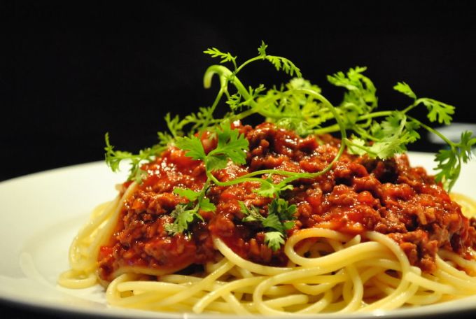 Làm mới thực đơn cuối tuần bằng món Spaghetti trộn thập cẩm