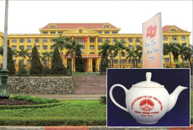 Chi 65 tỉ mua ấm chén làm quà tặng