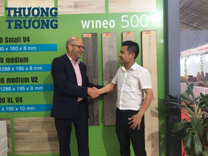 Khát vọng vươn ra biển lớn.
